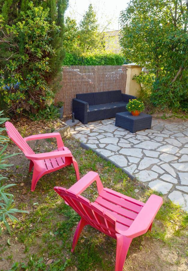 Studio Au Calme Tout Confort Proche Des Plages - Jardin Wifi Parking Fréjus 외부 사진